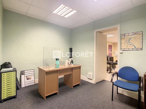 Location local commercial Joinville - 3 pièce(s) - 120 m² - 455 €/mois