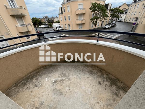 Location Studio 32.45 m² - 48 RUE DULCIE SEPTEMBER Le Mans 72100
