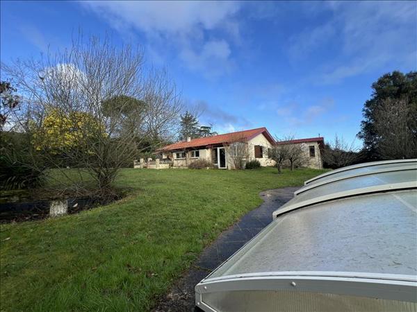 Maison à vendre |  Miélan |  6 pièces | 160 m²