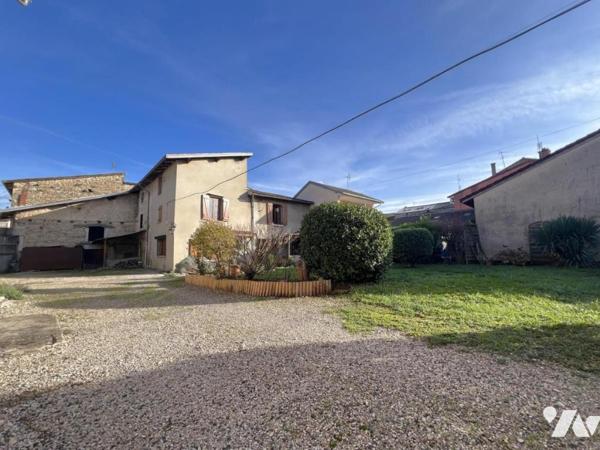 Maison T5 avec jardin et dépendances