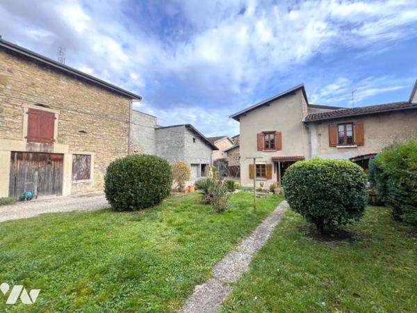 Maison T5 avec jardin et dépendances