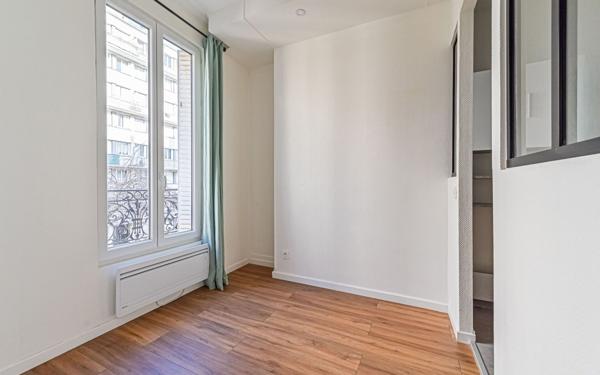 Appartement à louer    3 pièces • 52 m2 Paris 17