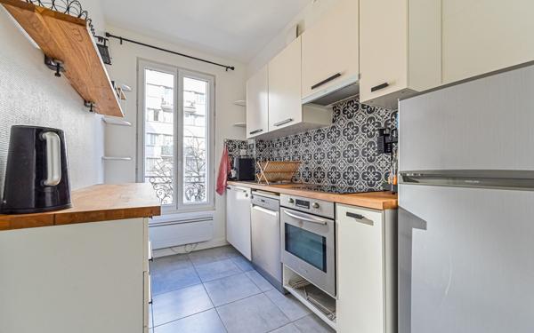 Appartement à louer    3 pièces • 52 m2 Paris 17
