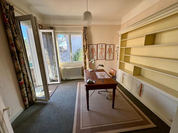 Maison Nimes 6 pièce(s) 150 m2