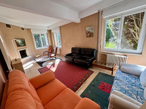 Maison Nimes 6 pièce(s) 150 m2