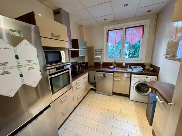 Maison Nimes 6 pièce(s) 150 m2