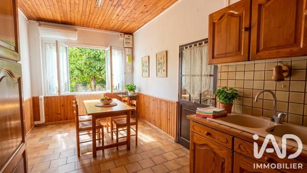 Maison à vendre 4 pièces 99,1 m² Saint-Même-les-Carrières