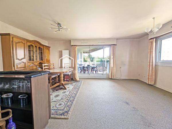 T3 spacieux avec terrasse dans résidence emblématique de Mérignac