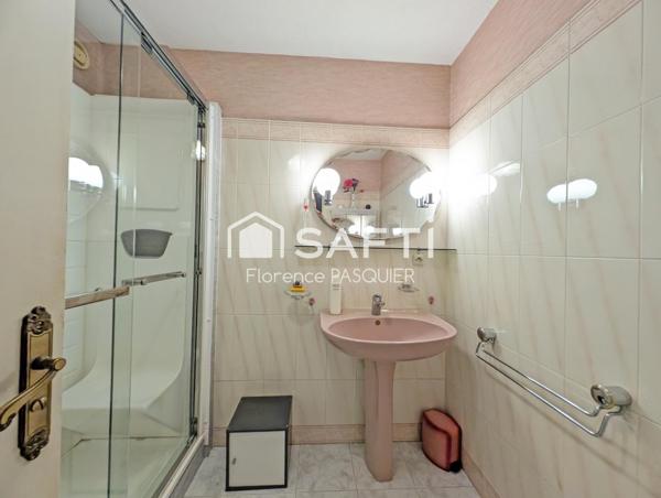 T3 spacieux avec terrasse dans résidence emblématique de Mérignac