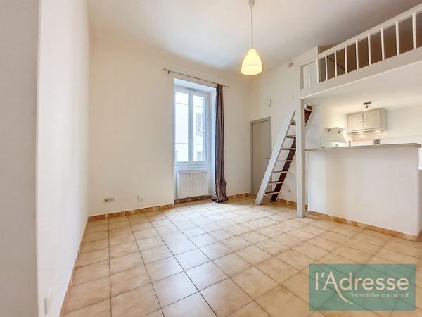 Appartement Ajaccio- 2 pièces - 31 m² - rue Comte Bacciochi - centre ville
