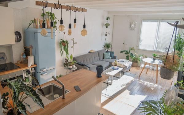 Appartement à vendre    2 pièces • 53 m2 Paris 11