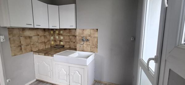 Appartement 2 pièces à vendre dans résidence recherchée avec Ascenseur, Quartier Remicourt SAINT QUENTIN (02)