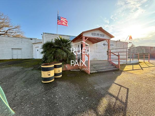 79200 PARTHENAY À VENDRE - Ensemble Immobilier Discothèque - 1 000 m² Climatisé - Licence IV