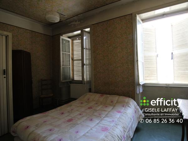 Maison 10 pièces - 324 m² Exclusivité efficity