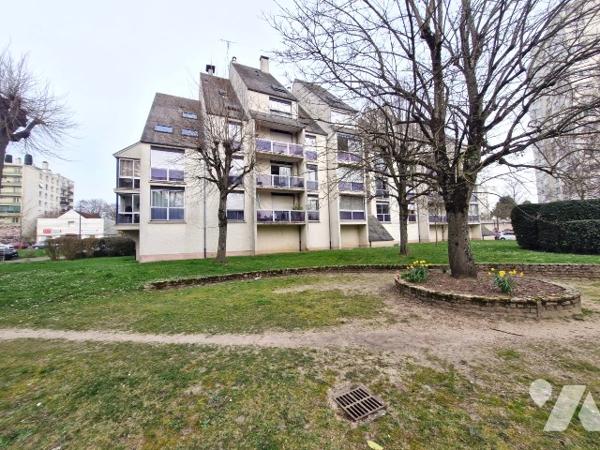 RARE à OLIVET Appartement en DUPLEX 4ème et 5ème  étage d'une surface habitable de 139.52 m²