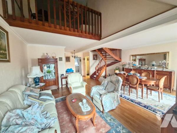 RARE à OLIVET Appartement en DUPLEX 4ème et 5ème  étage d'une surface habitable de 139.52 m²