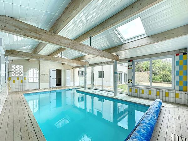 Maison de caractère à vendre à Buxerolles - Un véritable bijou qui allie charme et confort