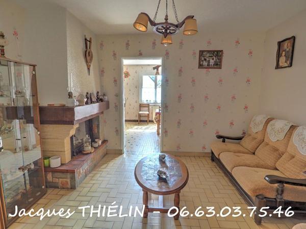 AU CALME DE LA CAMPAGNE, A 3 KMS DU COEUR DE LONGUÉ