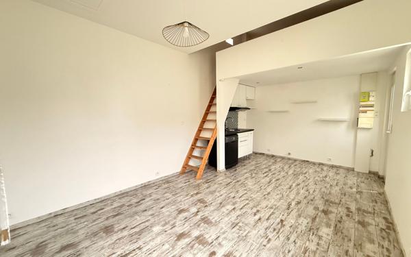 Immeuble à vendre    4 pièces • 61 m2 Caen