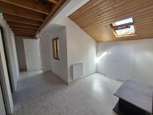 Immeuble Doue En Anjou 6 pièce(s)