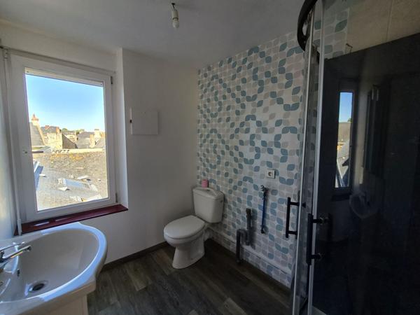 Immeuble Doue En Anjou 6 pièce(s)