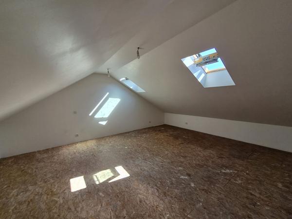 Immeuble Doue En Anjou 6 pièce(s)