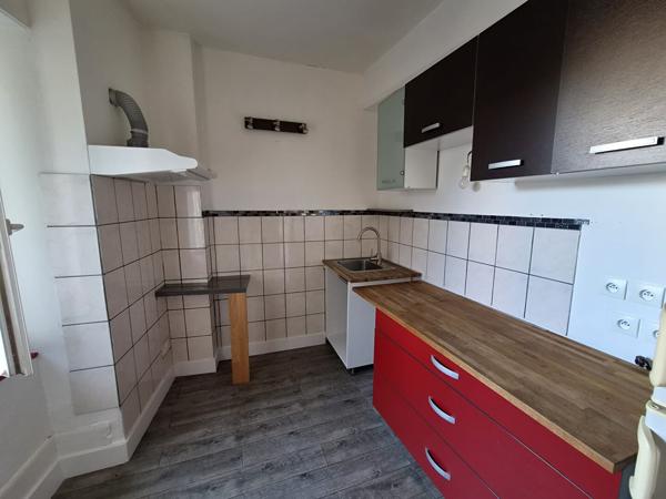 Immeuble Doue En Anjou 6 pièce(s)