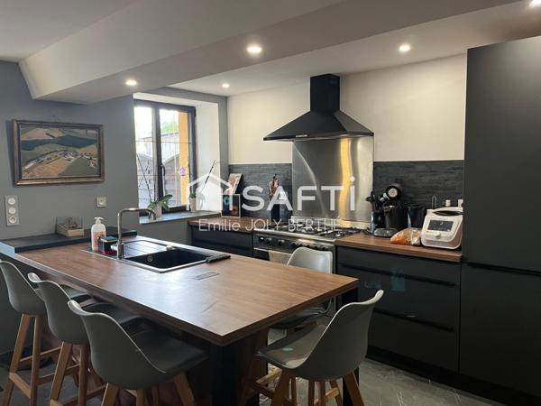 MAISON LONGERE DE PLAIN PIED 174 M² - SECTEUR AVESSÉ / 72350