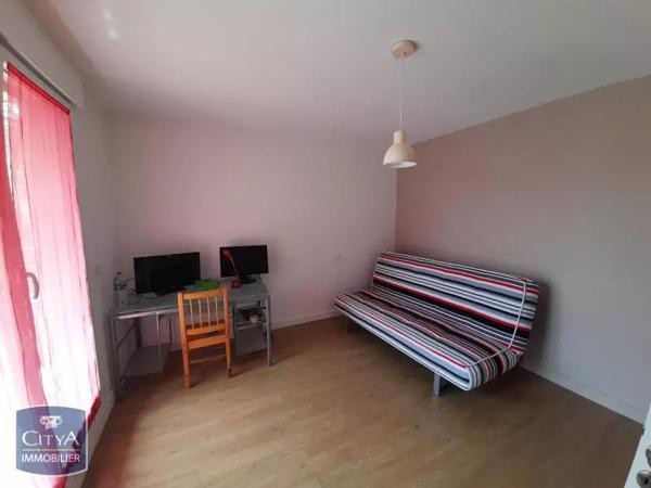 Maison à louer 6 pièces 199.35m²