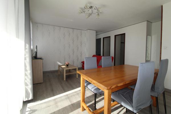 BEL APPARTEMENT LUMINEUX 4 CHAMBRES