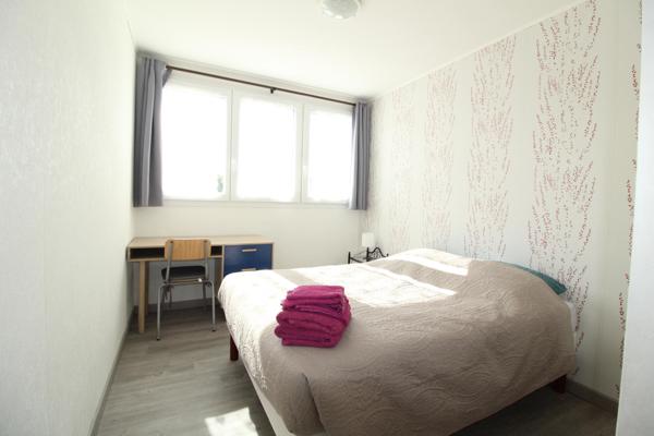 BEL APPARTEMENT LUMINEUX 4 CHAMBRES