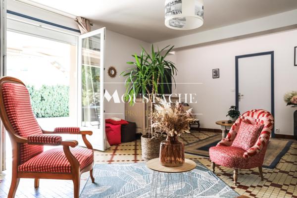 VILLA D'EXCEPTION VUE MER - A DEUX PAS DE LA PLAGE -