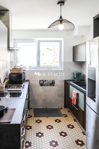 VILLA D'EXCEPTION VUE MER - A DEUX PAS DE LA PLAGE -