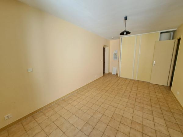STUDIO 30m² - LA ROCHE-SUR-FORON