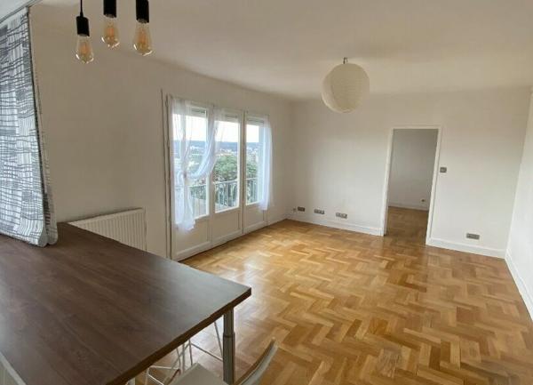 Appartement à louer    1 pièce •  Limoges