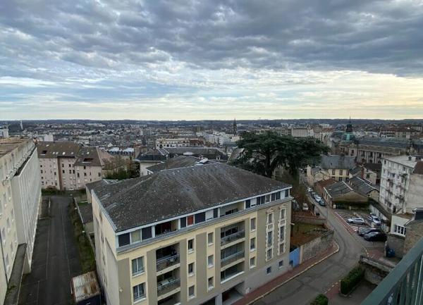 Appartement à louer    1 pièce •  Limoges