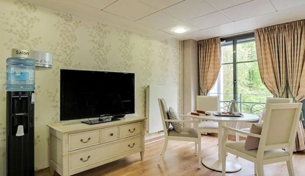 INVESTISSEMENT LOCATIF – NOGENT- L’ARTAUD – Résidence EHPAD Le Château de la Source – 6.53 % de rentabilité