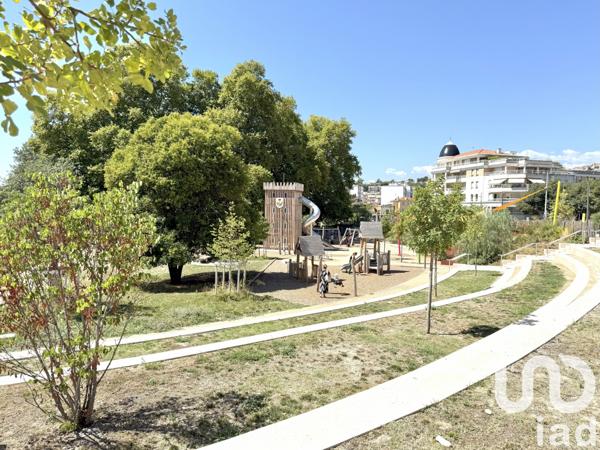 Appartement à vendre 3 pièces 69 m² Cagnes-sur-Mer