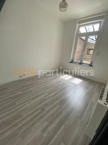 Vente Immeuble79,89 m² - 4 Pièces - EPPEVILLE (80400)