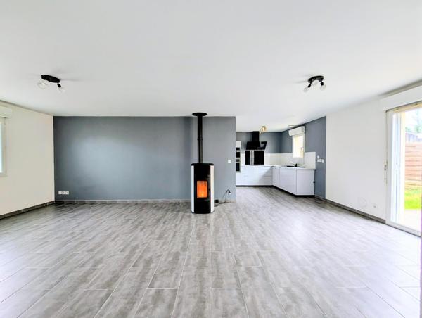 Maison 3 chambres + garage, disponible de suite