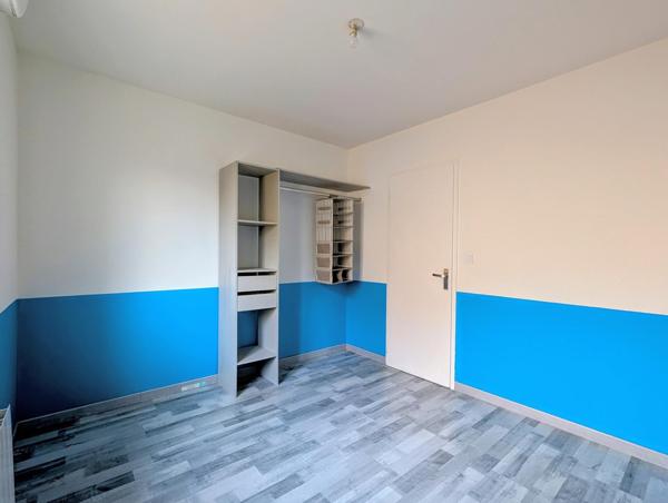 Maison 3 chambres + garage, disponible de suite