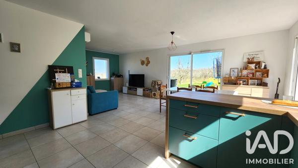 Maison à vendre 4 pièces 95 m² Cours-de-Pile
