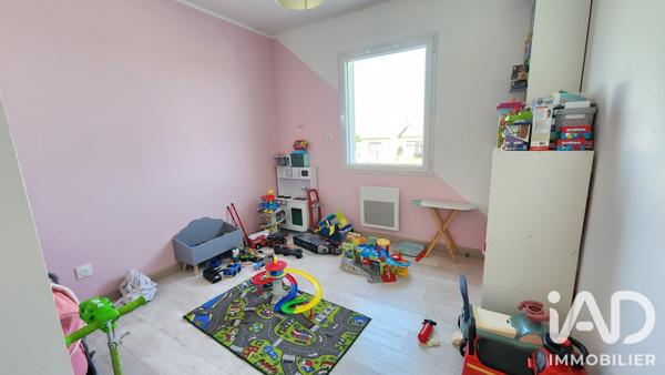 Maison à vendre 4 pièces 95 m² Cours-de-Pile