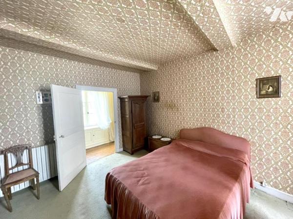 Authentique corps de ferme en pierre à rénover – À seulement 10 minutes de Bayeux