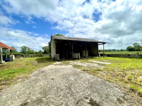 Authentique corps de ferme en pierre à rénover – À seulement 10 minutes de Bayeux