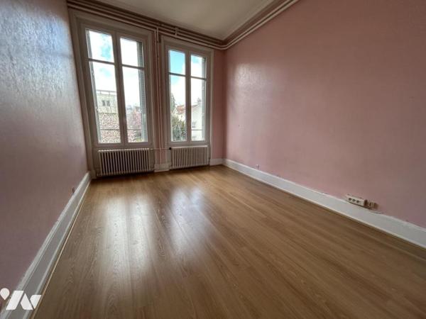 NANCY Porte Desilles Appt + Garage