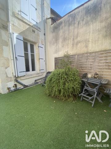 Immeuble à vendre 152 m² Cognac