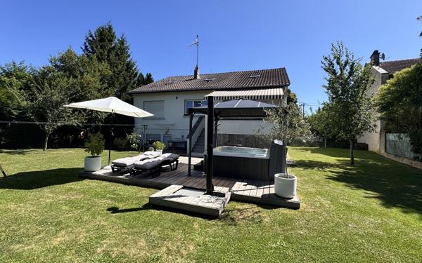 Maison à vendre    9 pièces •  Woippy