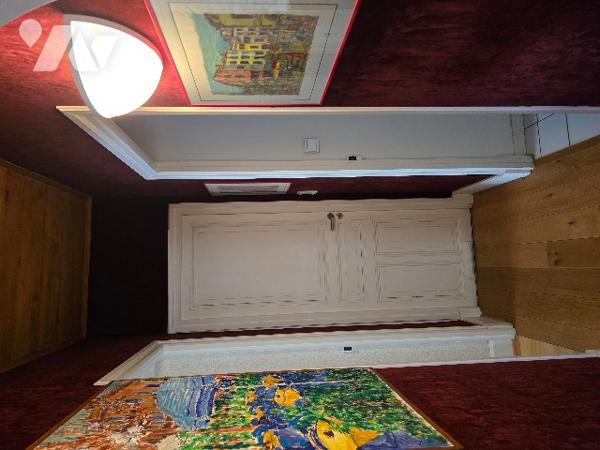 Maison de ville de 180 m2, quartier de France.