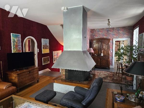 Maison de ville de 180 m2, quartier de France.